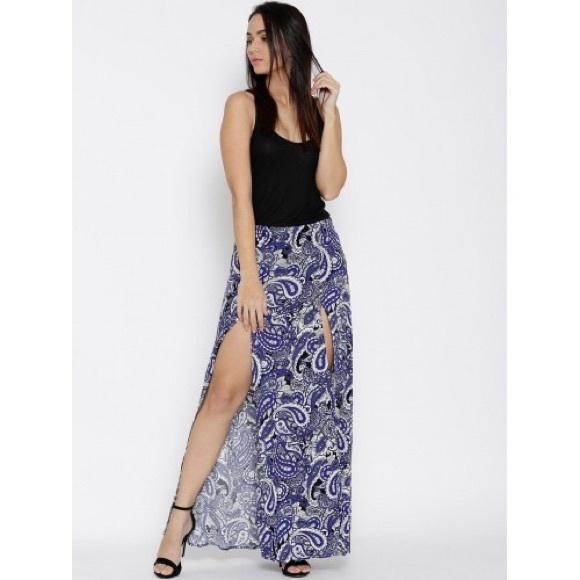 FOREVER 21 BLUE AND WHITE PAISLEY PRINT MAXI SKIRT - Picture 3 of 8